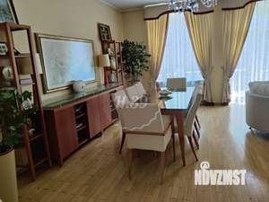 Дом 359м², 3-этажный, участок 7 сот.  