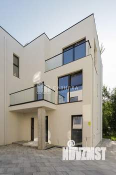 Таунхаус 175м&sup2;, 3-этажный, участок 2 сот.  