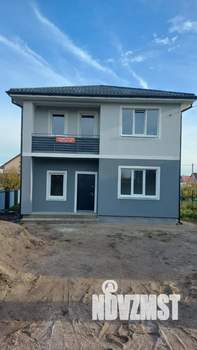 Коттедж 175м², 2-этажный, участок 5 сот.  