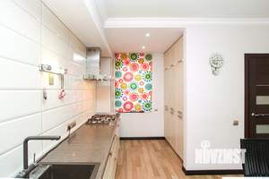 Таунхаус 165м&sup2;, 3-этажный, участок 1 сот.  