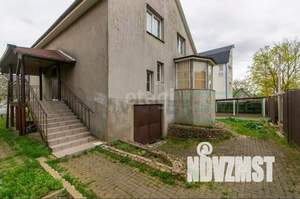Дом 320м², 2-этажный, участок 6 сот.  