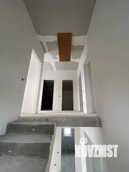 Дом 140м², 2-этажный, участок 4 сот.  