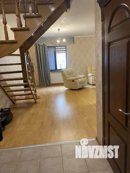 Дом 217м², 2-этажный, участок 4 сот.  