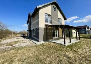 Дом 214м&sup2;, 2-этажный, участок 7 сот.  