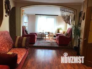 Таунхаус 80м², 2-этажный, участок 3 сот.  