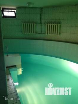 Дом 880м², 3-этажный, участок 14 сот.  