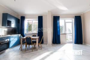 Таунхаус 210м², 3-этажный, участок 1 сот.  
