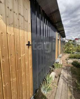 Дом 40м&sup2;, 2-этажный, участок 5 сот.  