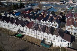 Таунхаус 150м², 3-этажный, участок 2 сот.  