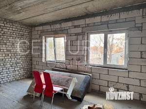 Таунхаус 317м&sup2;, 3-этажный, участок 6 сот.  