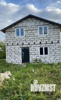 Дом 98м², 2-этажный, участок 5 сот.  
