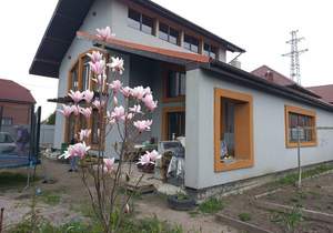 Дом 254м&sup2;, 2-этажный, участок 6 сот.  