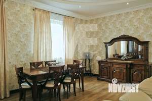 Дом 326м², 4-этажный, участок 5 сот.  