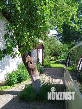 Дом 180м&sup2;, 2-этажный, участок 10 сот.  