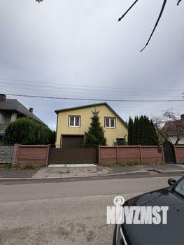 Дом 253м&sup2;, 3-этажный, участок 9 сот.  