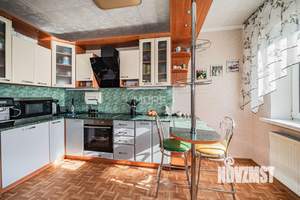 Дом 124м&sup2;, 2-этажный, участок 8 сот.  