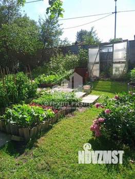 Дом 180м&sup2;, 2-этажный, участок 10 сот.  