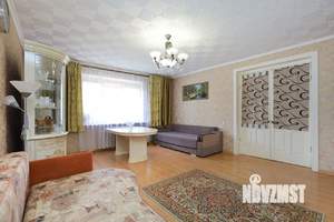 Дом 306м&sup2;, 3-этажный, участок 7 сот.  