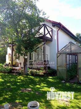 Дом 180м&sup2;, 2-этажный, участок 10 сот.  