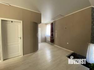 Дом 110м&sup2;, 2-этажный, участок 6 сот.  