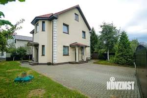 Дом 240м², 3-этажный, участок 5 сот.  