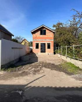 Дом 92м², 2-этажный, участок 2 сот.  