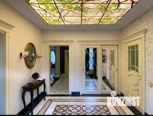 Дом 489м&sup2;, 3-этажный, участок 6 сот.  