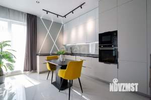 Дом 99м&sup2;, 2-этажный, участок 3 сот.  