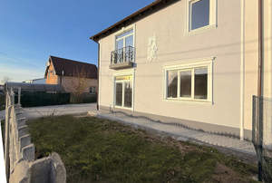 Дом 182м², 2-этажный, участок 3 сот.  