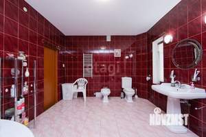 Дом 324м², 3-этажный, участок 6 сот.  