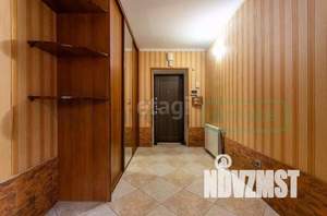 Дом 320м², 2-этажный, участок 6 сот.  