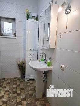 Дом 140м&sup2;, 2-этажный, участок 5 сот.  