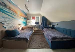 Дом 110м&sup2;, 2-этажный, участок 6 сот.  