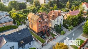 Дом 314м², 3-этажный, участок 10 сот.  