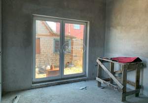 Дом 100м&sup2;, 1-этажный, участок 4 сот.  