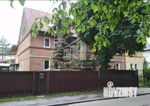 Таунхаус 74м², 3-этажный, участок 3 сот.  