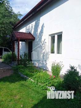 Дом 180м&sup2;, 2-этажный, участок 10 сот.  