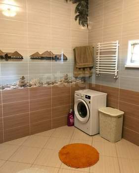 Дом 240м², 3-этажный, участок 5 сот.  