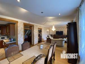 Дом 160м², 2-этажный, участок 6 сот.  