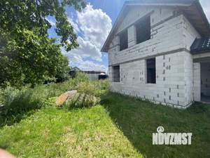 Дом 100м&sup2;, 2-этажный, участок 4 сот.  