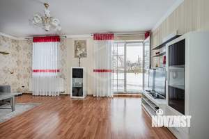 Дом 124м&sup2;, 2-этажный, участок 8 сот.  