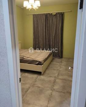 Дом 200м&sup2;, 2-этажный, участок 7 сот.  