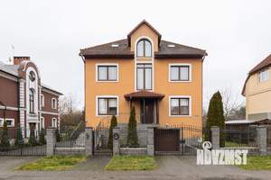 Дом 348м&sup2;, 3-этажный, участок 6 сот.  