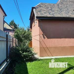 Дом 268м&sup2;, 3-этажный, участок 5 сот.  