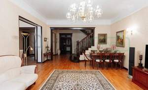 Дом 454м², 4-этажный, участок 6 сот.  