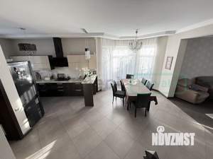 Таунхаус 188м&sup2;, 3-этажный, участок 3 сот.  