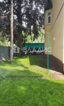 Дом 394м&sup2;, 2-этажный, участок 8 сот.  