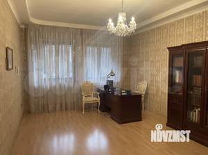 Дом 480м&sup2;, 4-этажный, участок 8 сот.  