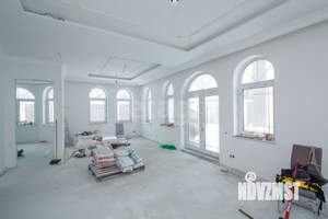 Дом 261м&sup2;, 3-этажный, участок 7 сот.  