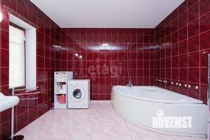 Дом 324м², 3-этажный, участок 6 сот.  